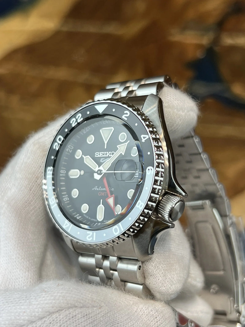 Đồng hồ cơ Seiko 5 SBSC001