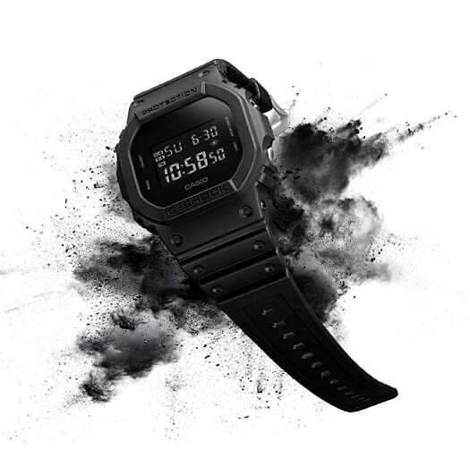 Đồng hồ pin G-Shock 5600 Series DW-5600BB-1JF