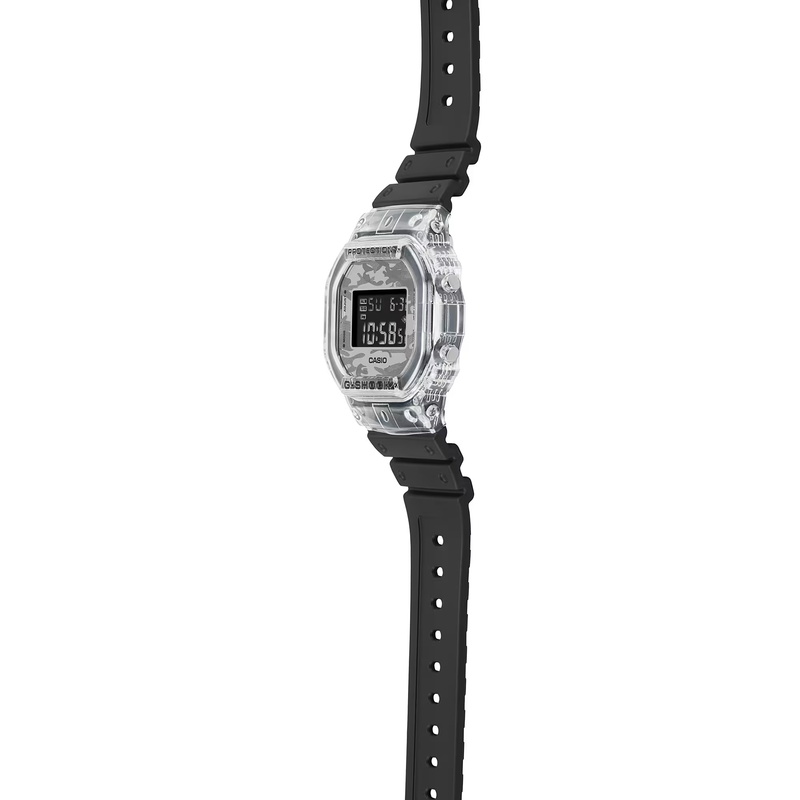 Đồng hồ pin G-Shock 5600 Series DW-5600SKC-1JF