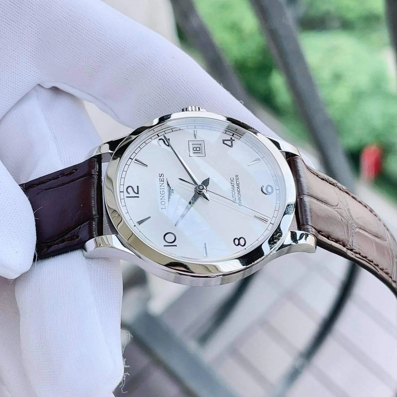 Đồng hồ cơ Longines L2.820.4.76.2