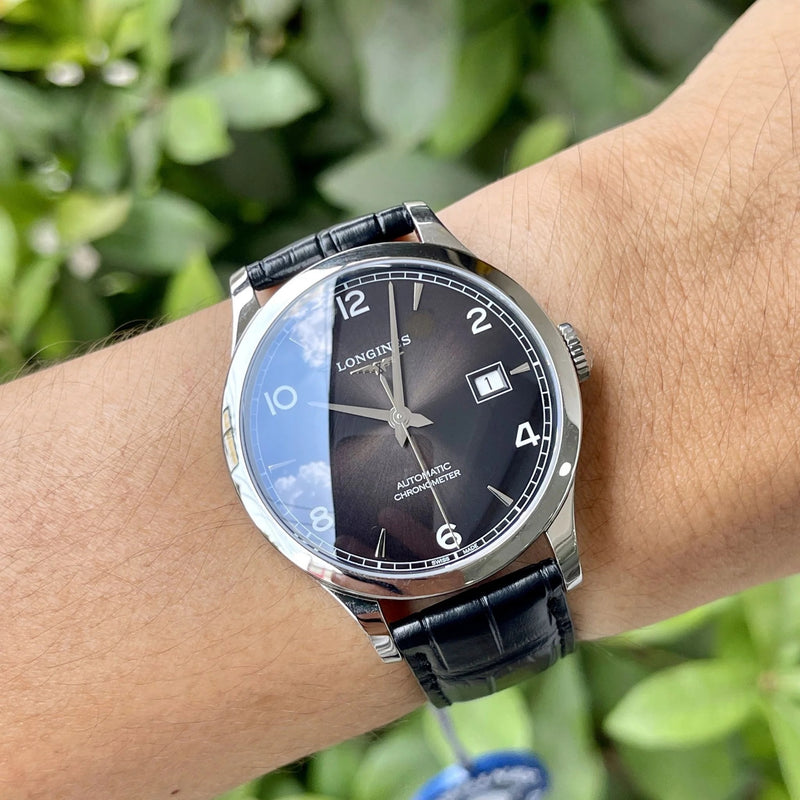 Đồng hồ cơ Longines L2.820.4.56.2