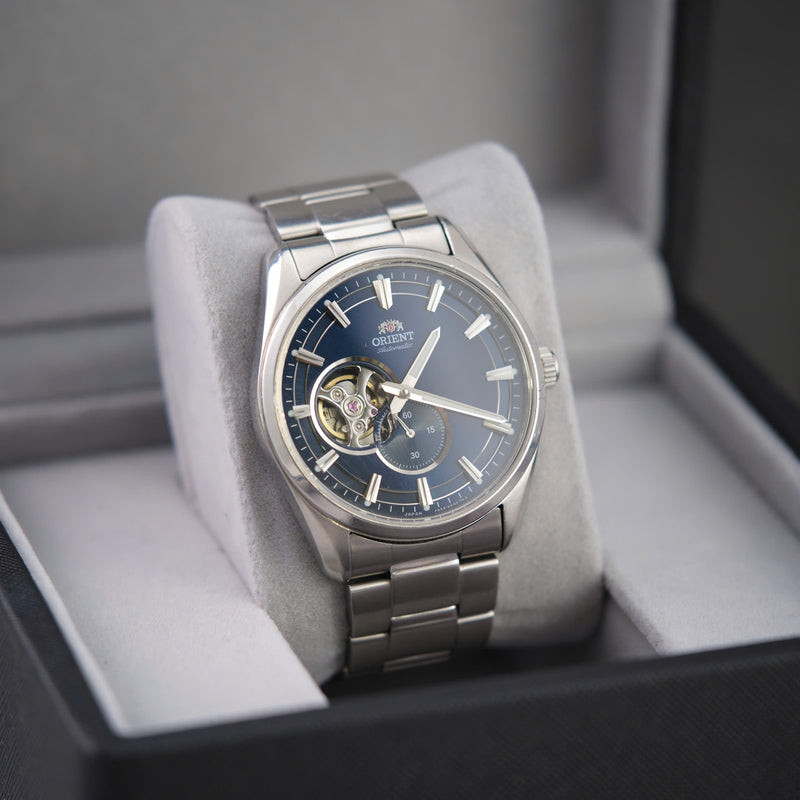 Đồng hồ cơ Orient Small Seconds RN-AR0002L (Hàng đã qua sử dụng)